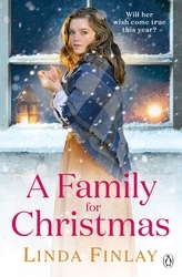Book cover of A Family For Christmas by Linda Finlay