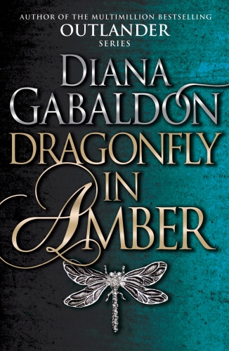 Book cover of #2 - Dragonfly In Amber by Diana Gabaldon