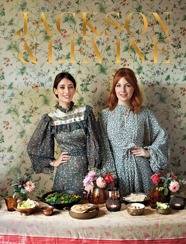 Book cover of Round to Ours by Alice Levine, Laura Jackson