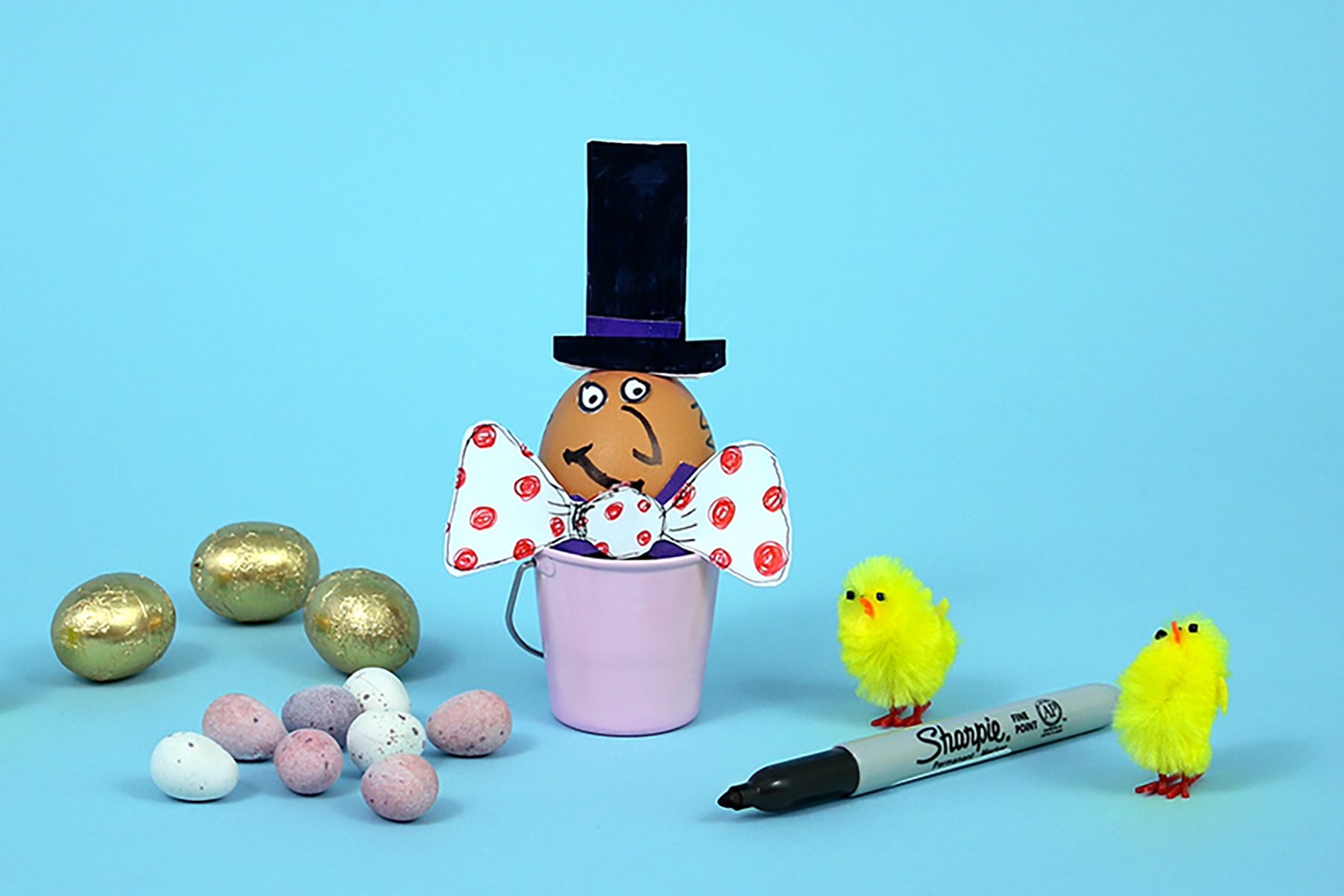 Paint your own Willy Wonka Easter egg