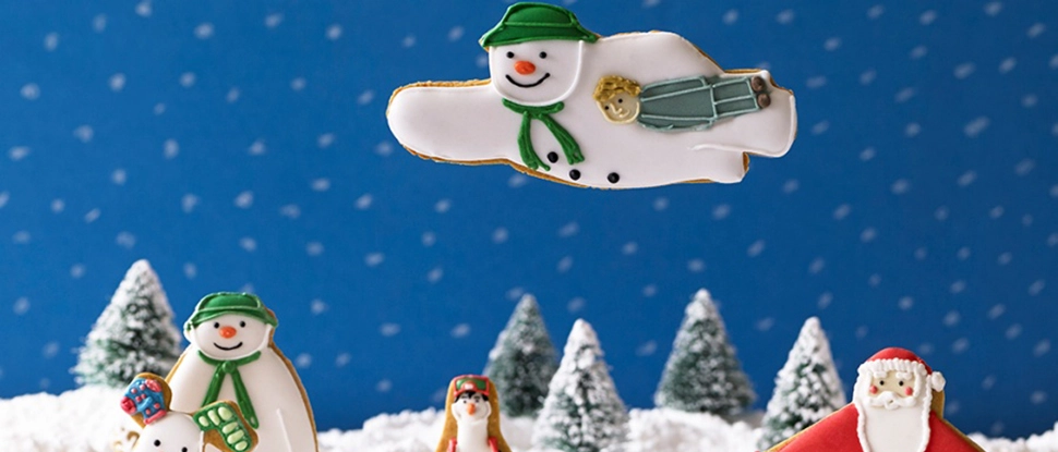 Bake Snowman biscuits with Biscuiteers