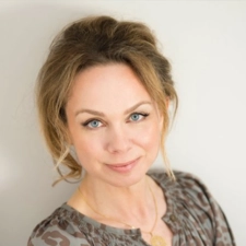 Photo of author Eve Chase