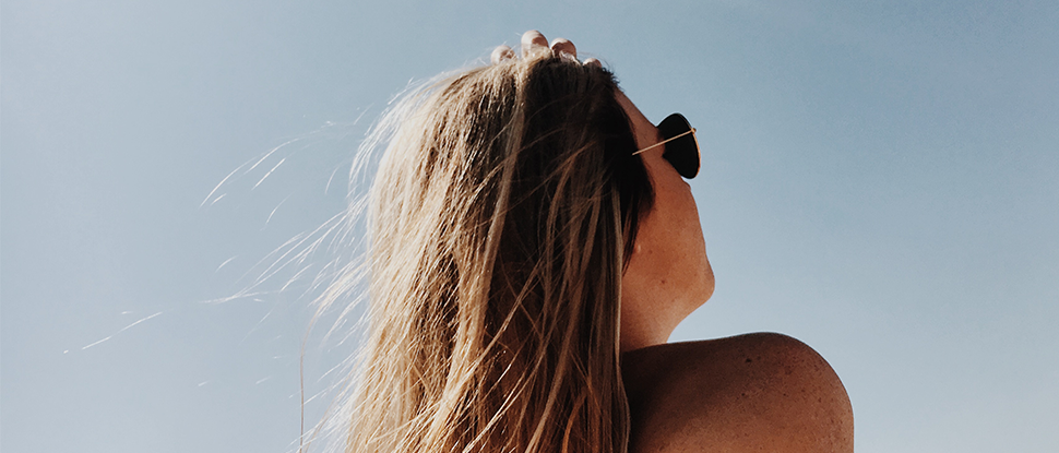 /content/dam/prh/articles/adults/2019/april/How-to-protect-your-skin-in-the-sun-970X415.png